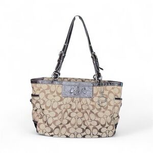 Coach Signature Tan and Brown leather jacquardPleated Gallery Tote Handbag Purse